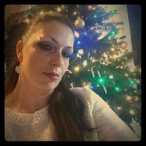 Meet your Posher, Veronica